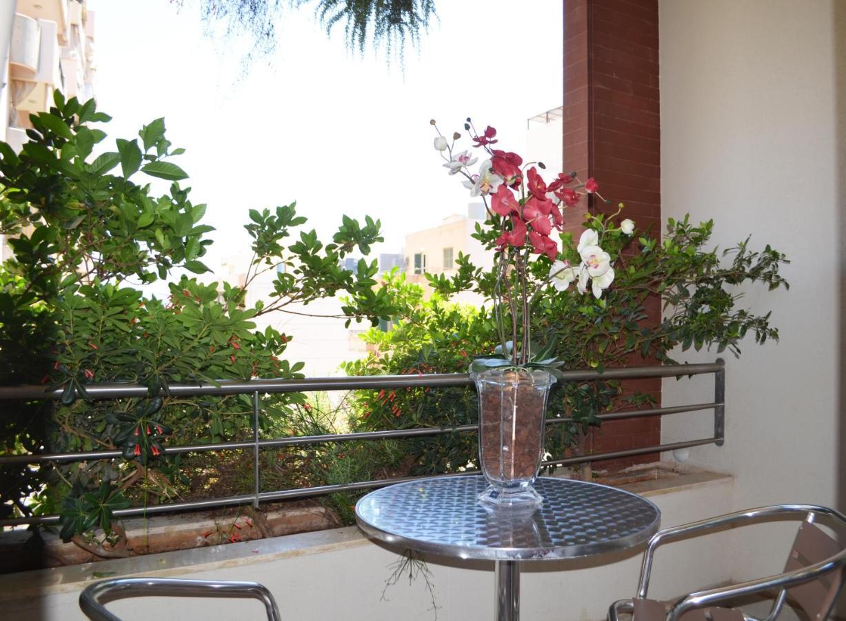 Nest 1 Hotel Beirut Eksteriør bilde